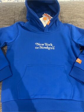 NWT New York or Nowhere Knicks Sweatshirt Medium
